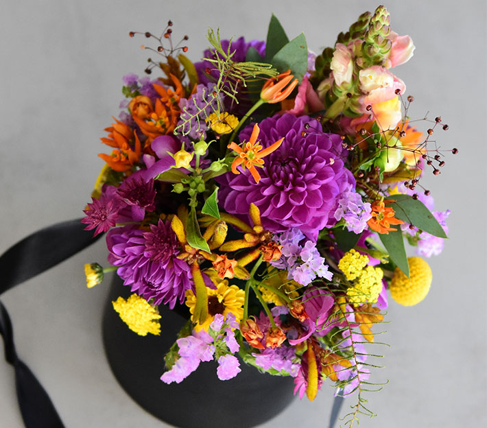 Frische und haltbare Blumensträuße einfach liefern lassen
